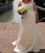 Romantische ivoorkleurige bruidsjapon maat 52  nieuwstaat, Kleding | Dames, Trouwkleding en Trouwaccessoires, Trouwjurk, Overige kleuren