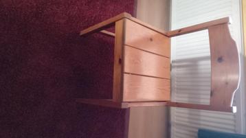 3 stoelen gratis beschikbaar voor biedingen