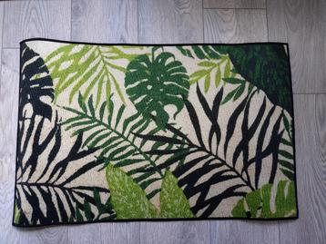 Deurmat met blader patroon, kleed met bladeren beschikbaar voor biedingen