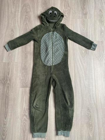 Onesie krokodil maat 122/128 beschikbaar voor biedingen