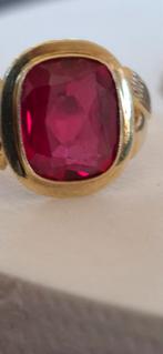 9k Gouden Ring met Natuurlijke Robijn, Ophalen of Verzenden, Zo goed als nieuw, 17 tot 18, Met edelsteen
