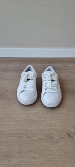 Witte Puma Sneakers - Maat 37, Ophalen of Verzenden, Zo goed als nieuw, Wit, Sneakers of Gympen