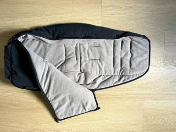 Voetenzak kinderwagen beschikbaar voor biedingen