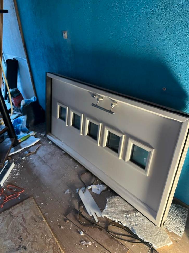 Kunstof voordeur influsief kozijn, driepuntssluiting & HR++, Doe-het-zelf en Verbouw, Deuren en Horren, Gebruikt, Buitendeur, 200 tot 215 cm