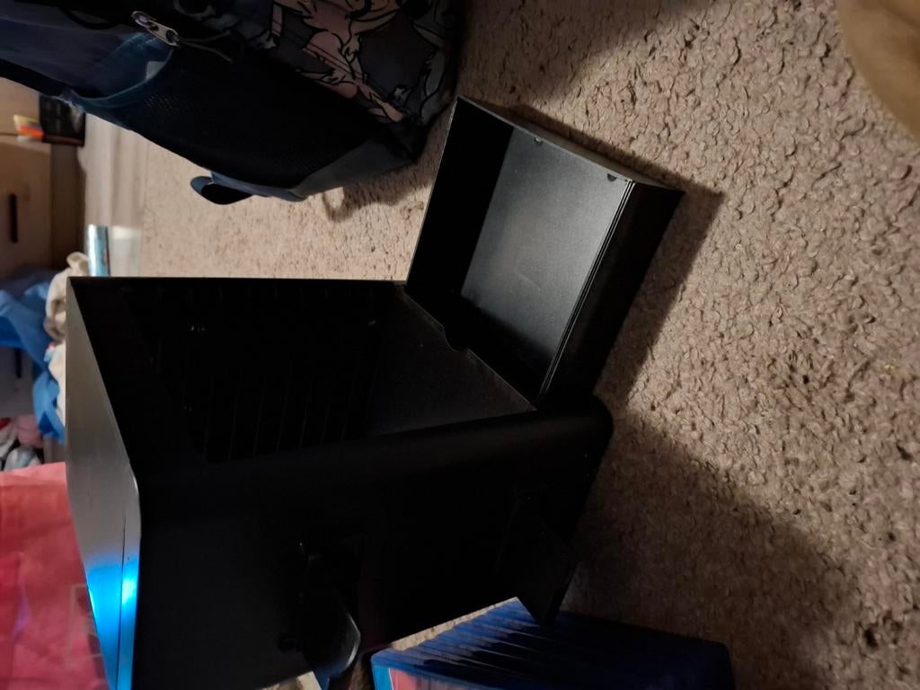 Playstation 4 cds en standaart, Spelcomputers en Games, Games | Sony PlayStation 4, 1 speler, Ophalen of Verzenden, Zo goed als nieuw