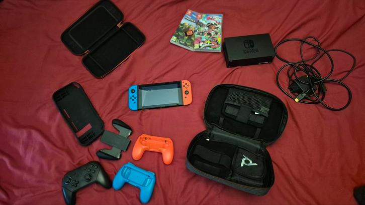 Nintendo switch 1, Spelcomputers en Games, Spelcomputers | Nintendo Switch, Zo goed als nieuw, Switch Original, Met 1 controller