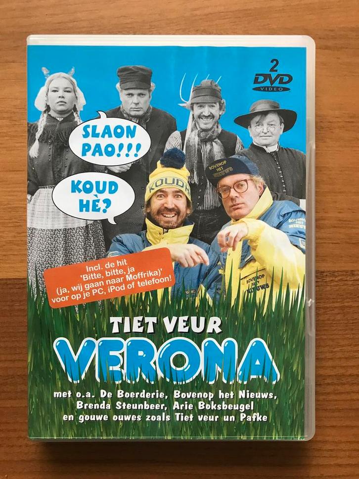 Tiet Veur Verona (2 DVD) Spaan & Vermeegen, Cd's en Dvd's, Dvd's | Cabaret en Sketches, Zo goed als nieuw, Tv-programma of Sketches