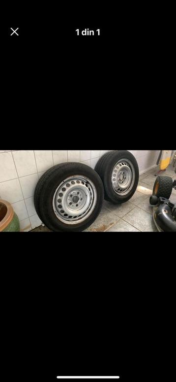 2 * VW Transporter banden T5,6 beschikbaar voor biedingen