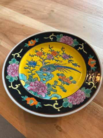 Antiek Chinees Decoratiebord beschikbaar voor biedingen