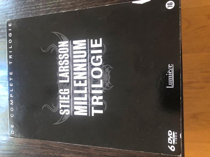Millennium Trilogie DVD Boxset, Cd's en Dvd's, Dvd's | Tv en Series, Zo goed als nieuw, Thriller, Boxset, Vanaf 16 jaar, Ophalen of Verzenden