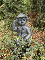 Tuinbeeld Jongen met Pet, Ophalen