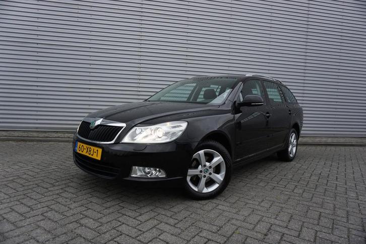 Skoda Octavia Combi 1.4 TSI Greentech Elegance Business Line, Auto's, Skoda, Bedrijf, Te koop, Octavia, ABS, Airbags, Airconditioning