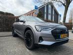 Audi e-tron 50 Quattro 313pk 2019 Grijs | CAMERA | STOELVERW, Auto's, Automaat, 1800 kg, 124 €/maand, Elektrisch