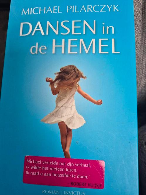 Dansen in de Hemel - Michael Pilarczyk, Boeken, Romans, Gelezen, Nederland, Ophalen of Verzenden
