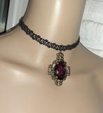 Halsketting gothic choker met paarse steen, Nieuw, Overige materialen, Met strass, Paars