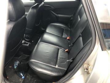 Ford Focus 1600 Benzine Grijs 2004 Interieur beschikbaar voor biedingen