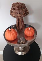 Etagere rm style op mooie poot, Ophalen