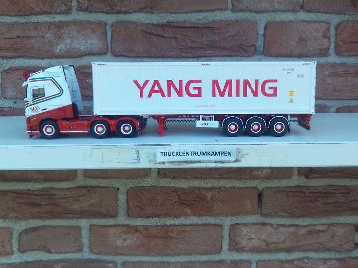 WSI  Volvo  FH5  van  F. & R.  Transport., Hobby en Vrije tijd, Modelauto's | 1:50, Nieuw, Bus of Vrachtwagen, Wsi, Ophalen of Verzenden