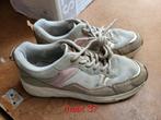Sport schoenen maat 37 €5, Kleding | Dames, Schoenen, Ophalen of Verzenden, Zo goed als nieuw, Sneakers of Gympen
