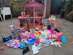 Barbie huis en heel veel spulletjes, Ophalen, Gebruikt