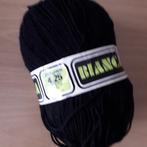 Grote bol zwarte acryl, 200 gram., Hobby en Vrije tijd, Breien en Haken, Ophalen