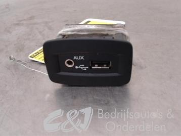 AUX/USB aansluiting van een Renault Master