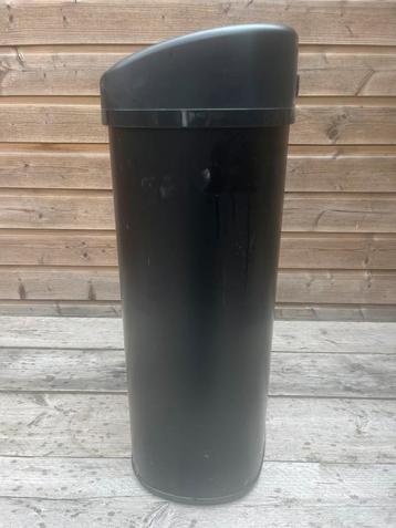 Kitchen Move Majestic sensor prullenbak 68 liter – Zwart beschikbaar voor biedingen