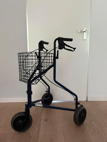 Blauwe 3 wiel rollator, merk Thuasne beschikbaar voor biedingen