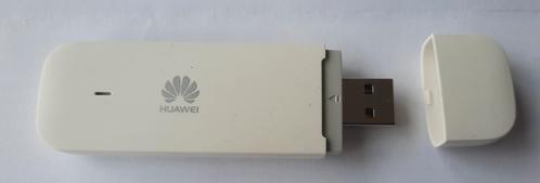 Huawei dongel e 3372, Computers en Software, Routers en Modems, Zo goed als nieuw, Verzenden