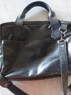 Laptop tas 16inc leer Bear, Computers en Software, Laptoptassen, Ophalen of Verzenden, 17 inch of meer, Gebruikt, Aktetas