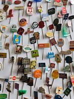 Speldjes 1945 tot 1970 vintage, Verzamelen, Speldjes, Pins en Buttons, Gebruikt, Ophalen of Verzenden