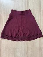 Bordeaux rood A-lijn rokje van NIKKIE, Ophalen of Verzenden, Nikkie, Maat 34 (XS) of kleiner, Gedragen