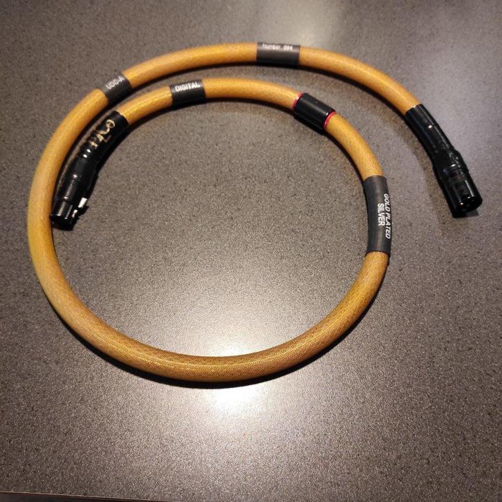 Elco UDC A AES/EBU, Audio, Tv en Foto, Audiokabels en Televisiekabels, Zo goed als nieuw, Interlink-kabel, Minder dan 2 meter