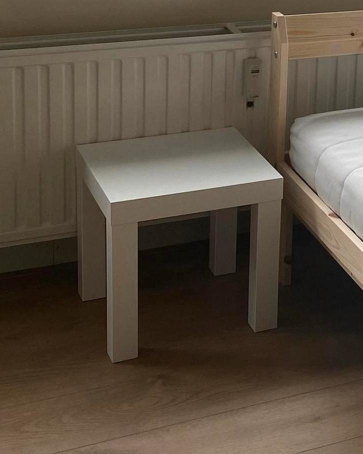IKEA bijzettafels / side table, Huis en Inrichting, Tafels | Bijzettafels, Zo goed als nieuw, Vierkant, Minder dan 45 cm, Minder dan 55 cm