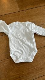 Nieuw 2 witte rompers maat 50 lange mouw, Kinderen en Baby's, Babykleding | Maat 50, Ophalen of Verzenden, Jongetje of Meisje