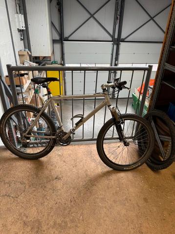 Mountainbike - Klaar voor het avontuur! beschikbaar voor biedingen