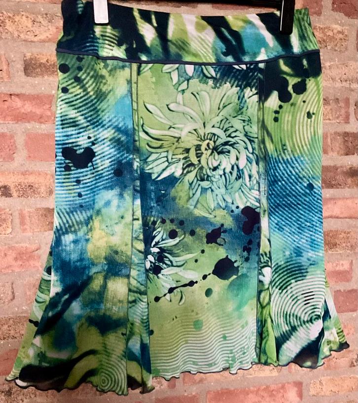 Lucia! Prachtige travelstof rok blauw groen,als nieuw 44, Kleding | Dames, Rokken, Zo goed als nieuw, Maat 42/44 (L), Blauw, Onder de knie