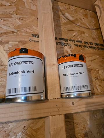 Betonlook muurverf beschikbaar voor biedingen