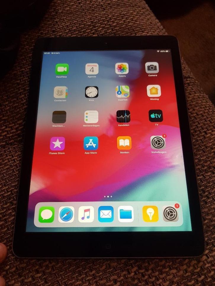 ipad air plus ipad mini, Computers en Software, Apple iPads, Gebruikt, Apple iPad Air, Wi-Fi, 10 inch, 16 GB, Ophalen