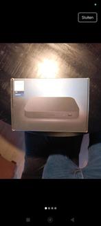 Philips Hue Play HDMI Sync Box !, Ophalen of Verzenden, Zo goed als nieuw