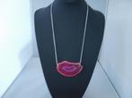 zilverkleurige ketting met geode schijf roze, Ophalen of Verzenden, Nieuw, Roze, Overige materialen