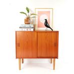 Vintage teak fineer houten dressoirtje | wastafel meubel, Ophalen of Verzenden, Huis en Inrichting