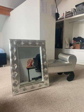 Spiegel met Chaise Longue - Zilver & Diamant beschikbaar voor biedingen