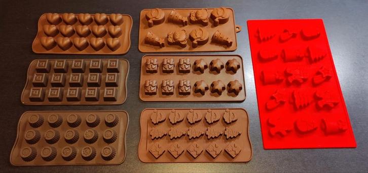 Siliconen Chocolade Vormen - Kerst, Vierkant, Rond, Hart, Huis en Inrichting, Keuken | Keukenbenodigdheden, Zo goed als nieuw