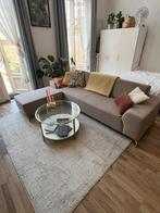 Montel design bank warm beige met hocker, Huis en Inrichting, Ophalen, Gebruikt