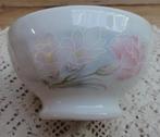 Vintage Frans spoelkommetje met pastel bloemen, Limoges, Antiek en Kunst, Ophalen of Verzenden