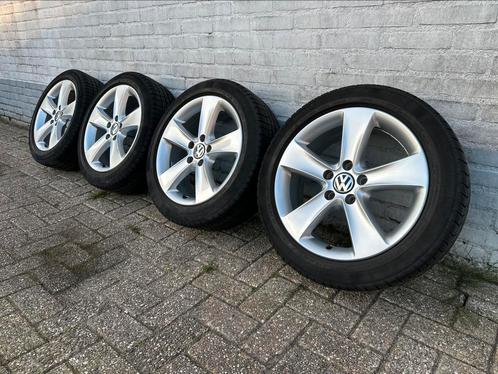 OEM VW St. Moritz 17 inch 5x112 Passat 3C Beetle Scirocco CC, Auto-onderdelen, Banden en Velgen, Banden en Velgen, Winterbanden