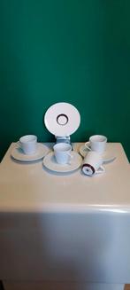 Set 4 koffie kopjes Nespresso “Andrée Putman”, Huis en Inrichting, Keramiek, Ophalen of Verzenden, Zo goed als nieuw, Overige stijlen