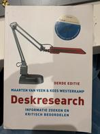 Schoolboek Deskresearch - Van Veen & Westerkamp, Ophalen of Verzenden, Zo goed als nieuw, HBO