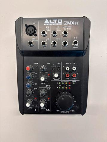 Alto ZMX52 Mixer - Compact en veelzijdig! beschikbaar voor biedingen